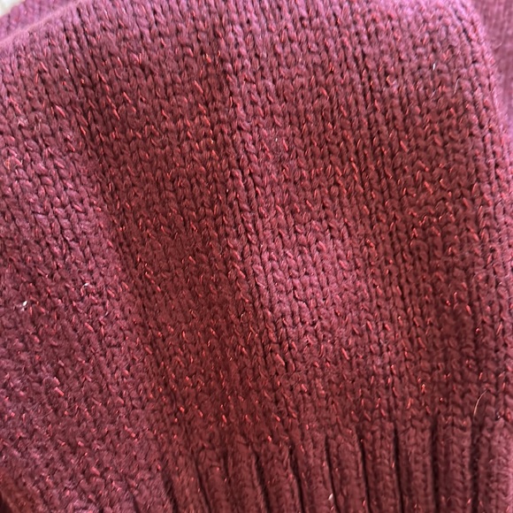 Soft wine color sweater with slight sparkle thread throughout - Picture 2 of 4